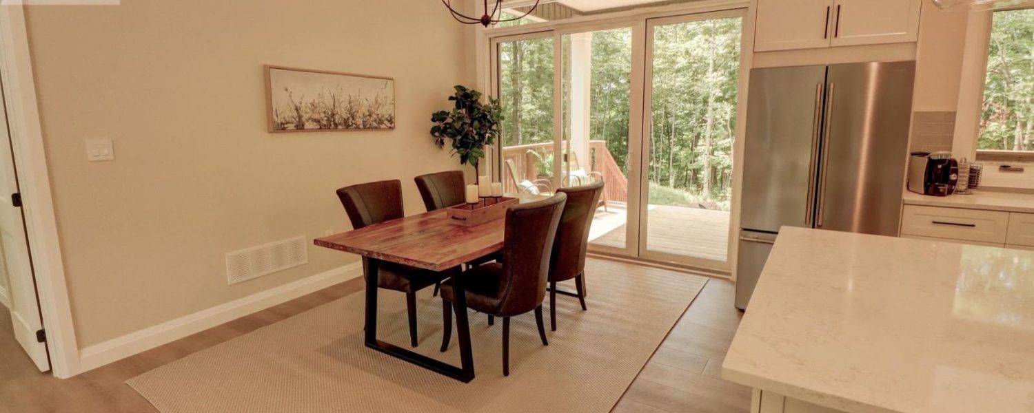 dinning room looking into back