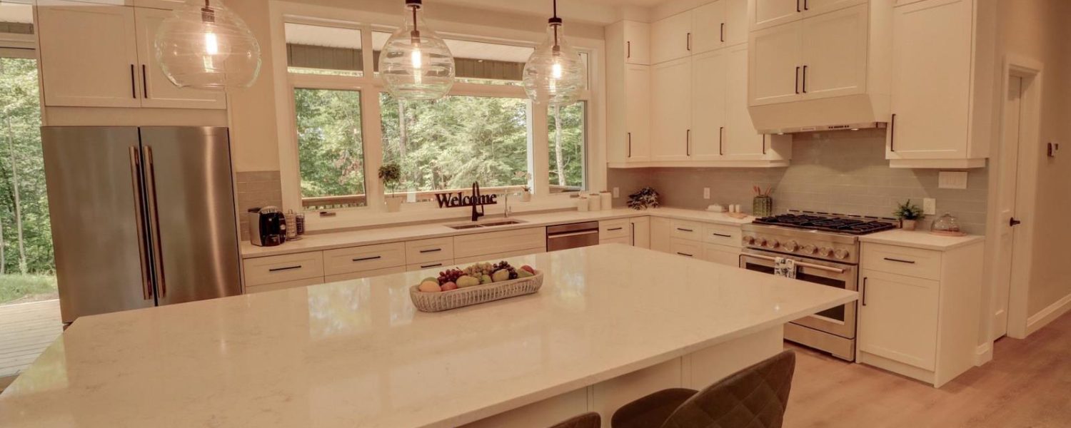 kitchen lookiing sideways