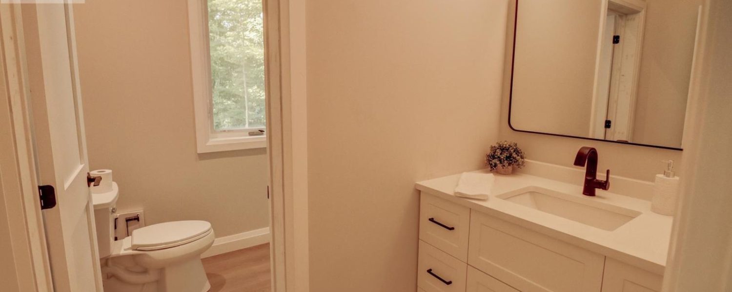 main bathroom 1